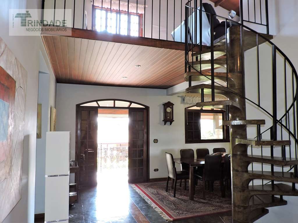 Casa com 3 dormitórios / 1 suíte em 2 lotes na Granja Viana, foto 17 de 32