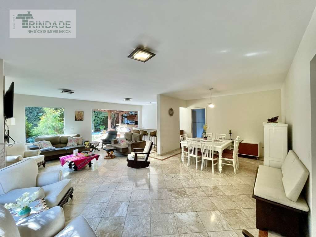 Linda casa c/ 4 suítes, lareira, gourmet e piscina!, foto 8 de 54