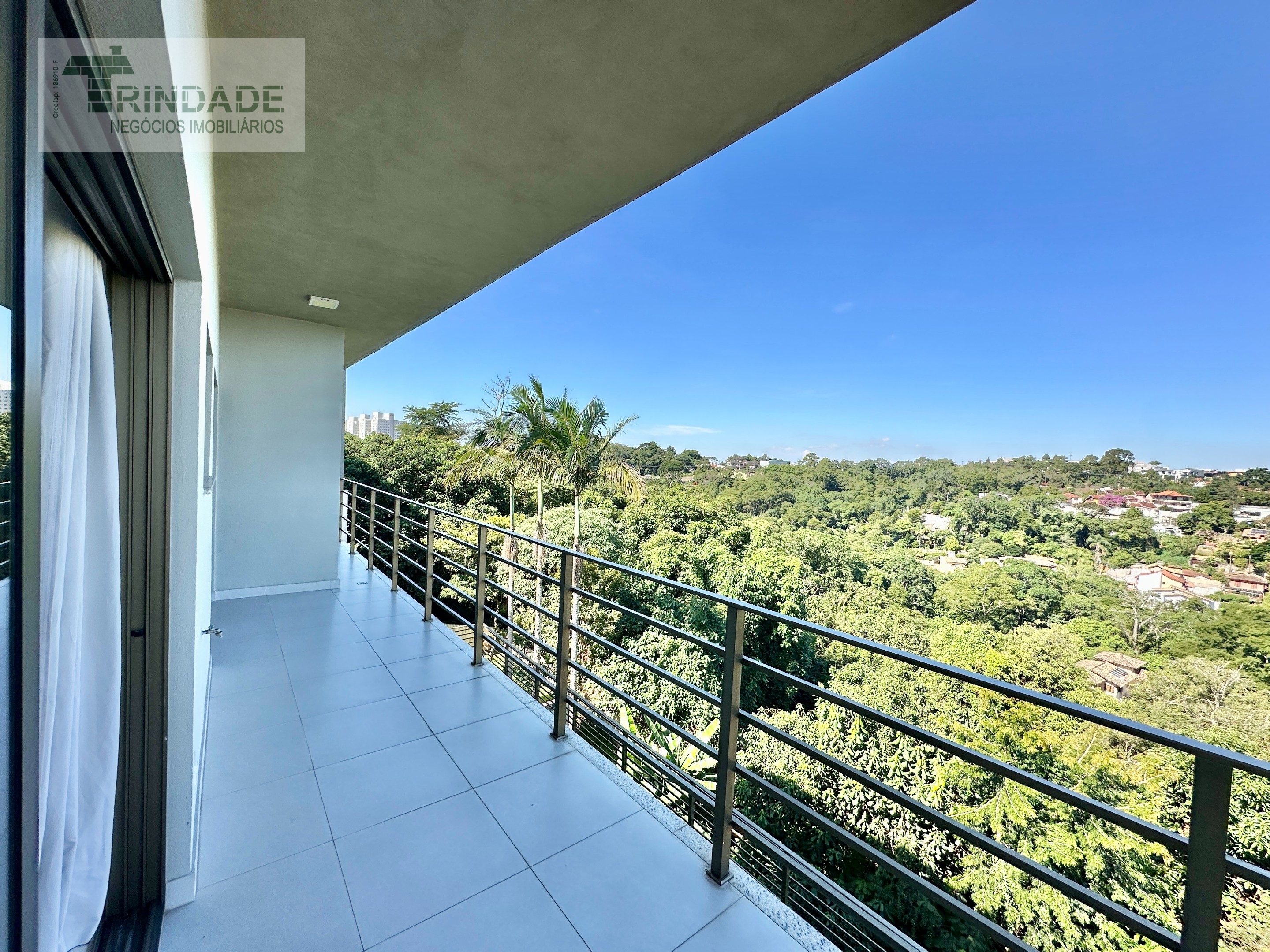 Casa impecável com 3 suítes, área gourmet, escritório e linda vista na Granja Viana, foto 48 de 56