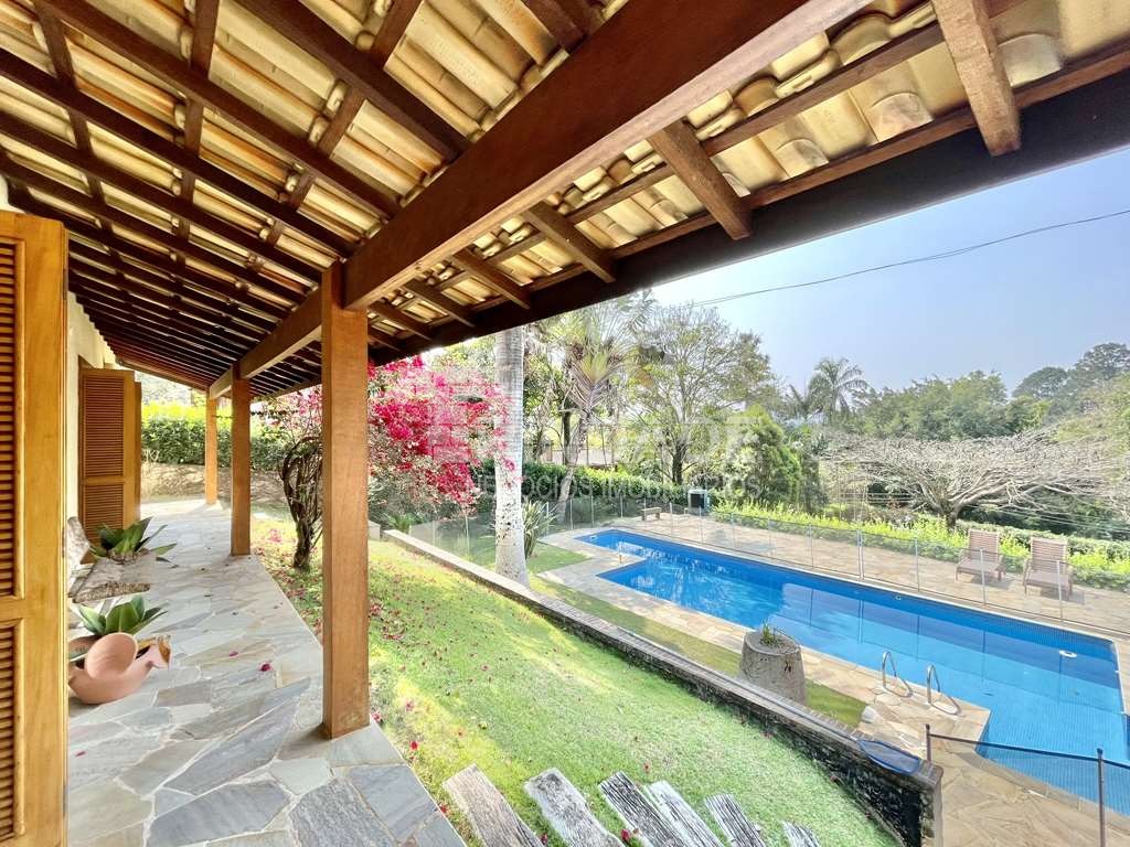 Casa com 4 suítes, piscina e campo de futebol na Granja Viana, foto 43 de 48
