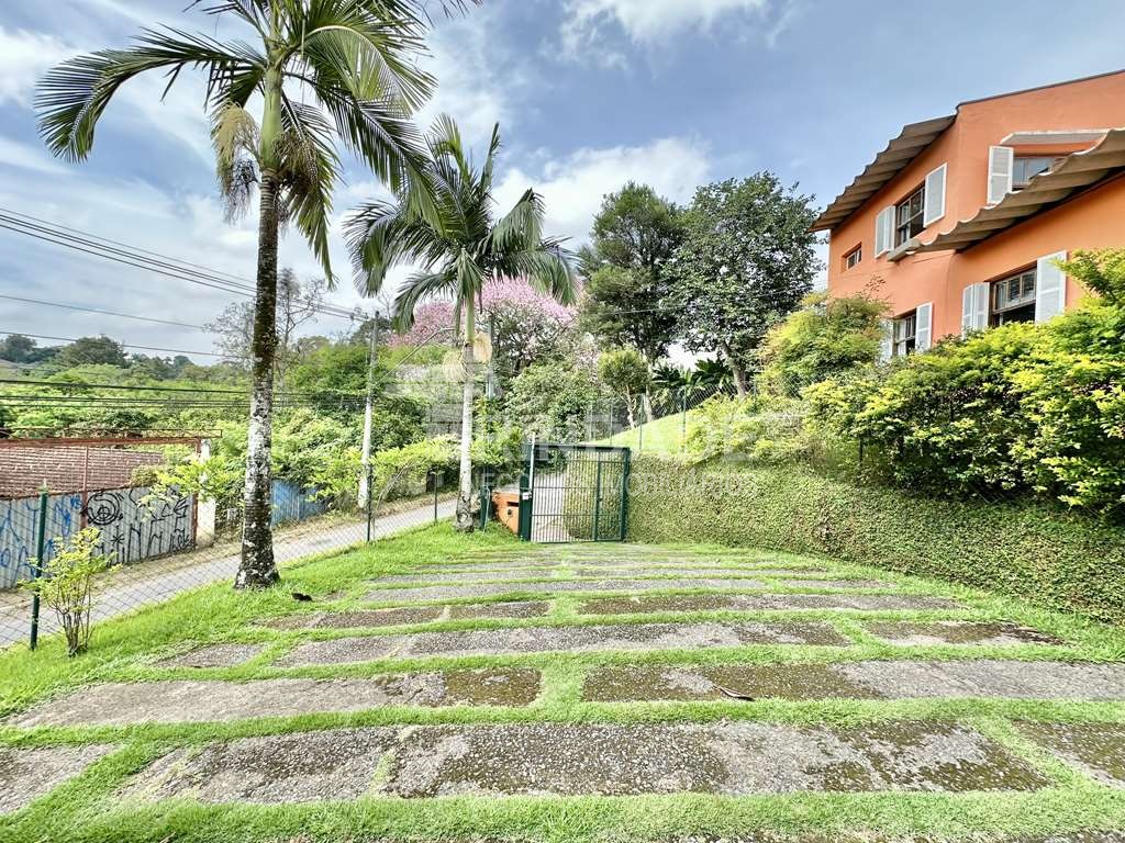 Casa com 4 dormitórios / sendo 1 suíte / Granja Viana / por 1.493.000,00, foto 8 de 60