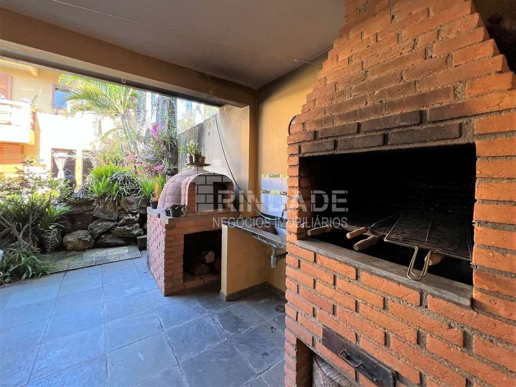 Casa com 4 dormitórios na Granja Viana, foto 34 de 38