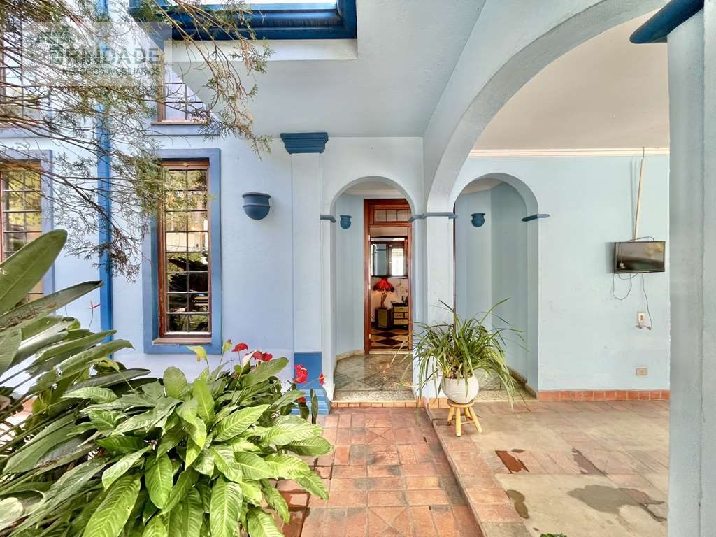 2 CASAS no mesmo lote, 6 dormitórios/5 suítes na Granja Viana, foto 12 de 59