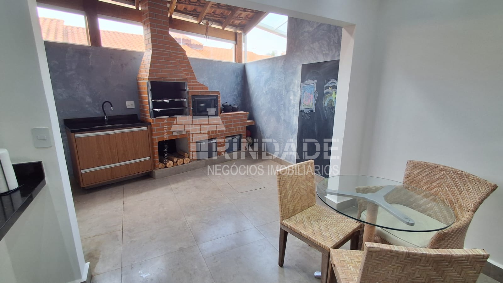Casa com 3 dormitórios / 1 suíte na Granja Viana, foto 9 de 32
