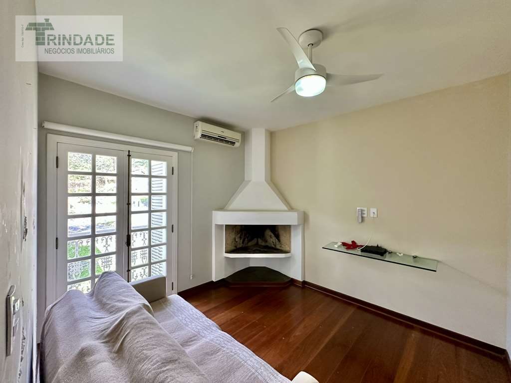 Casa com 5 suítes, gourmet e piscina na Granja Viana, foto 22 de 54