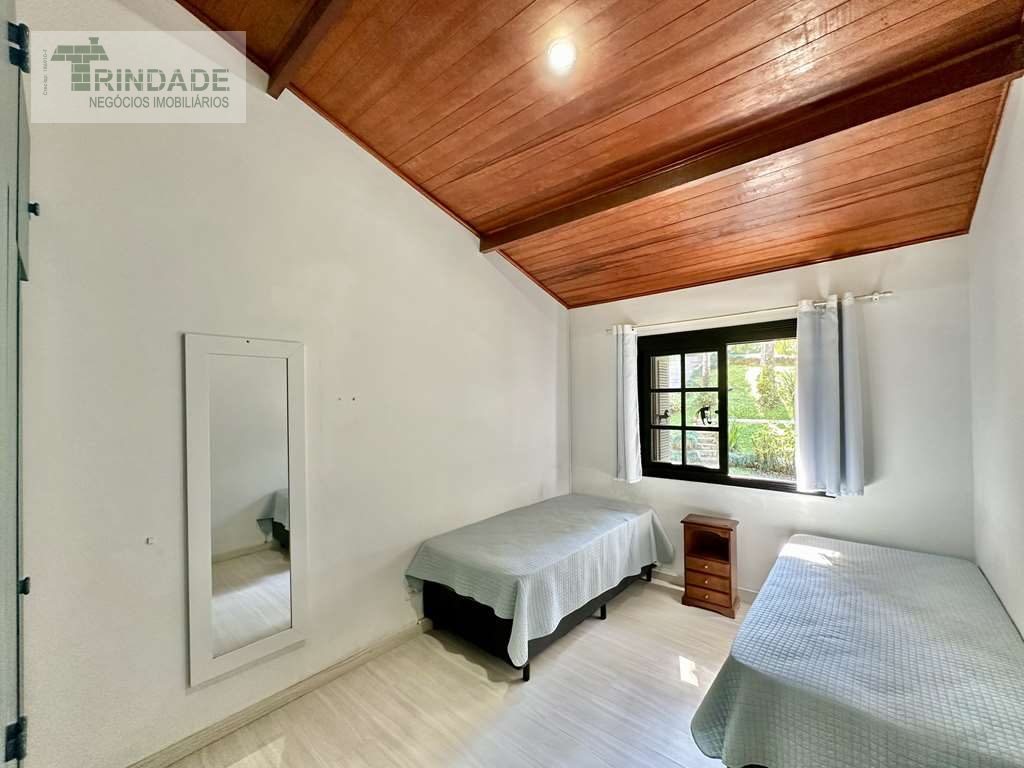 Casa térrea, impecável com 3 dormitórios / 1 suíte na Granja Viana, foto 36 de 50