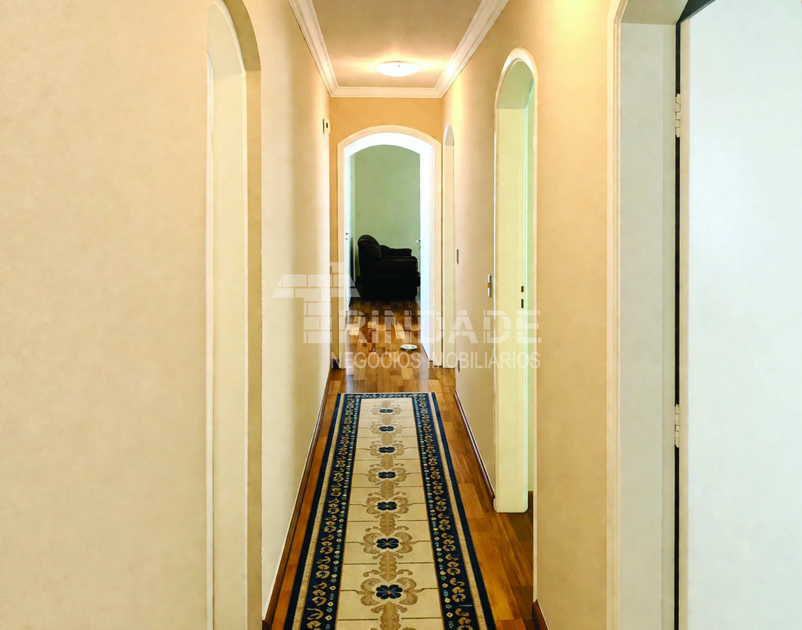 Casa impecável com 4 dormitórios / 2 suítes na Granja Viana, foto 3 de 34