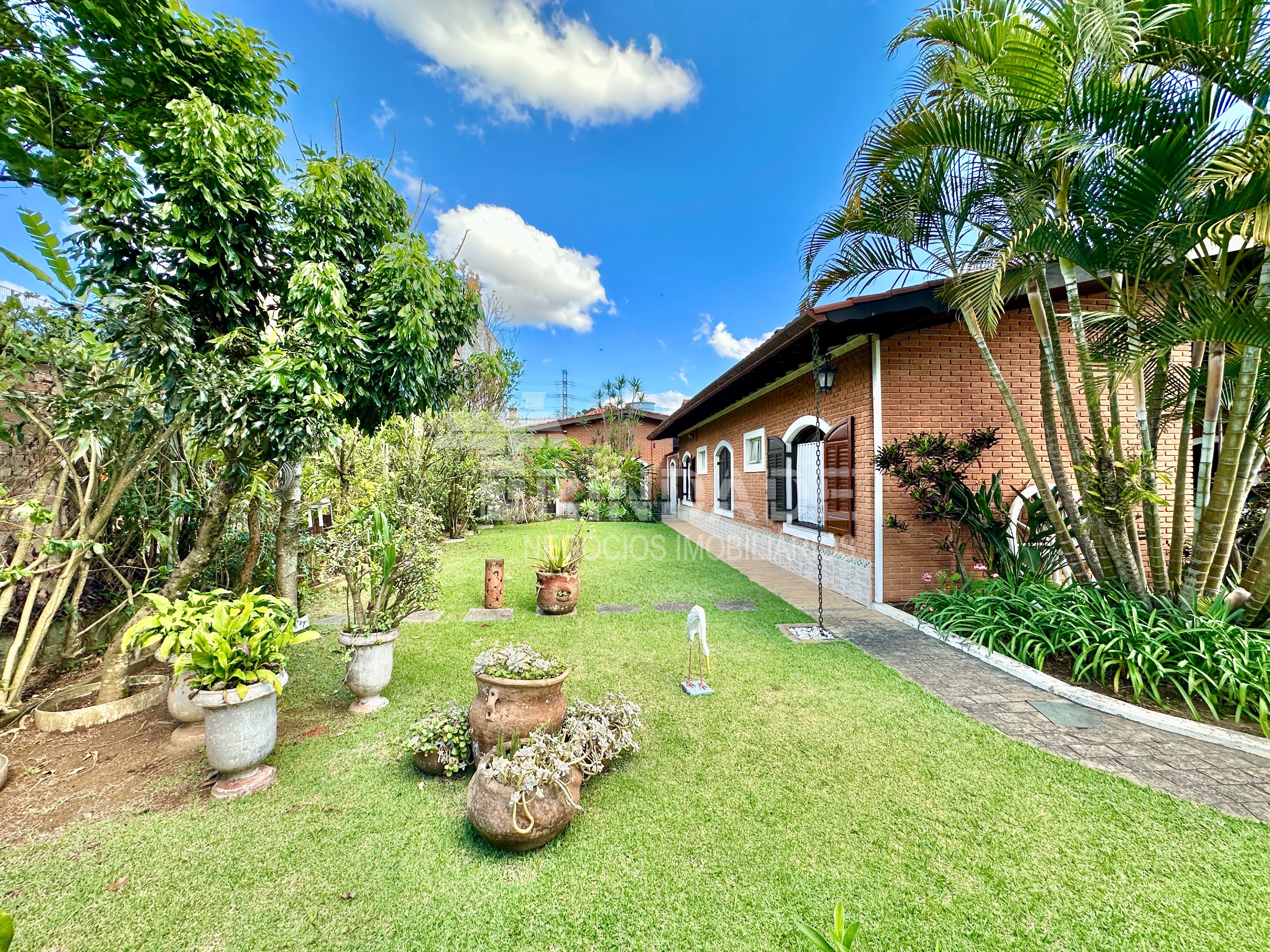 Casa Térrea com 3 dormitórios na Granja Viana, foto 51 de 52