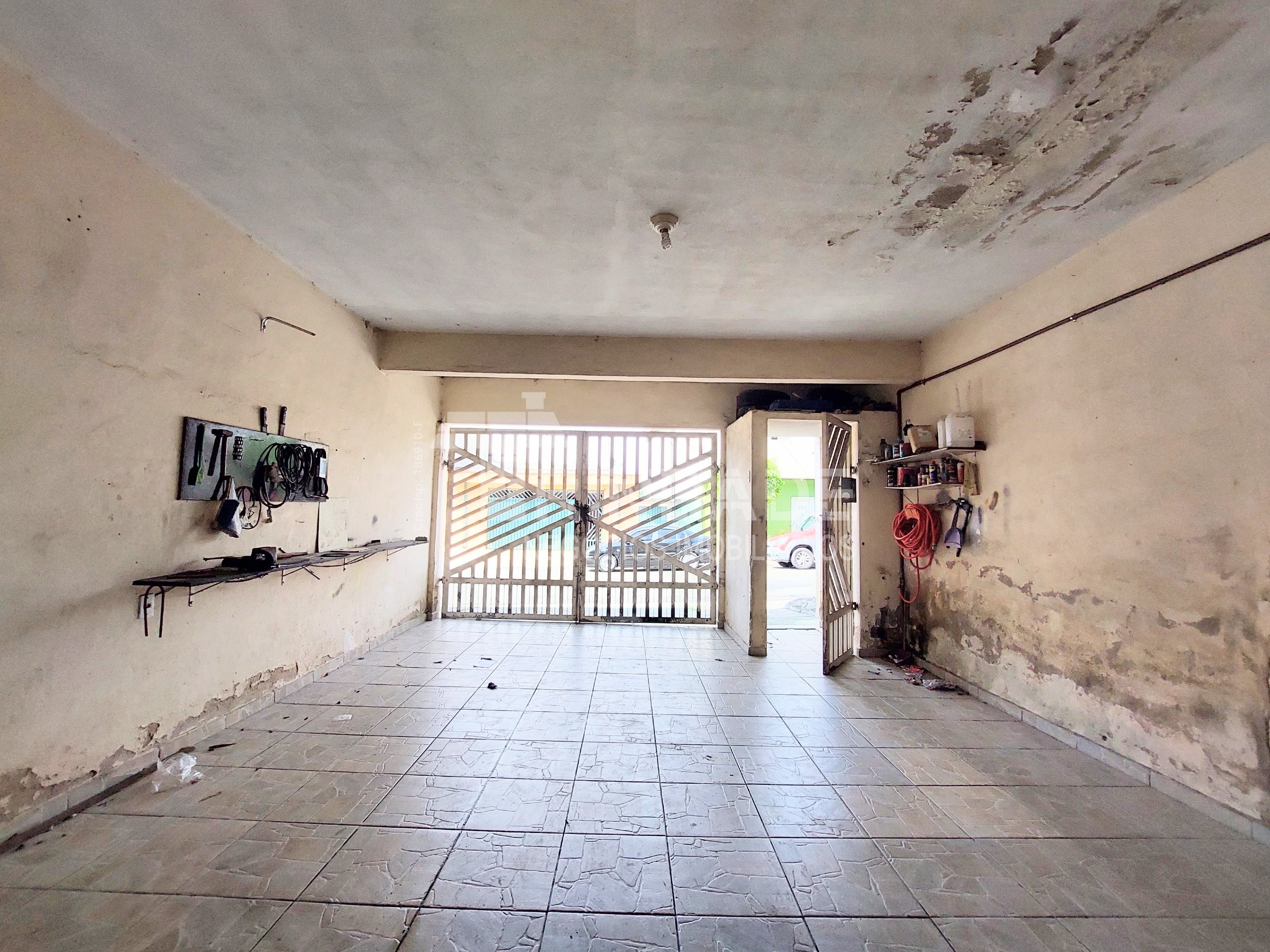 Casa com 3 dormitórios / 1 suíte no centro de Cotia, foto 3 de 31