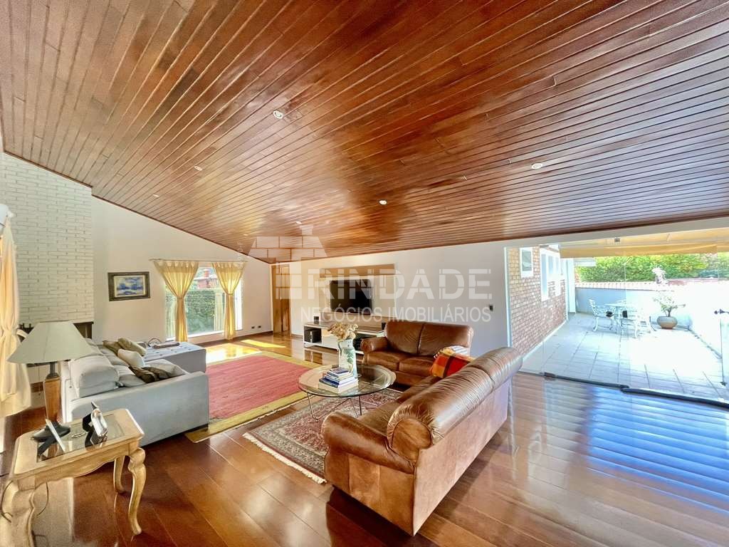 Ótima casa com 4 suítes na Granja Viana, foto 44 de 52