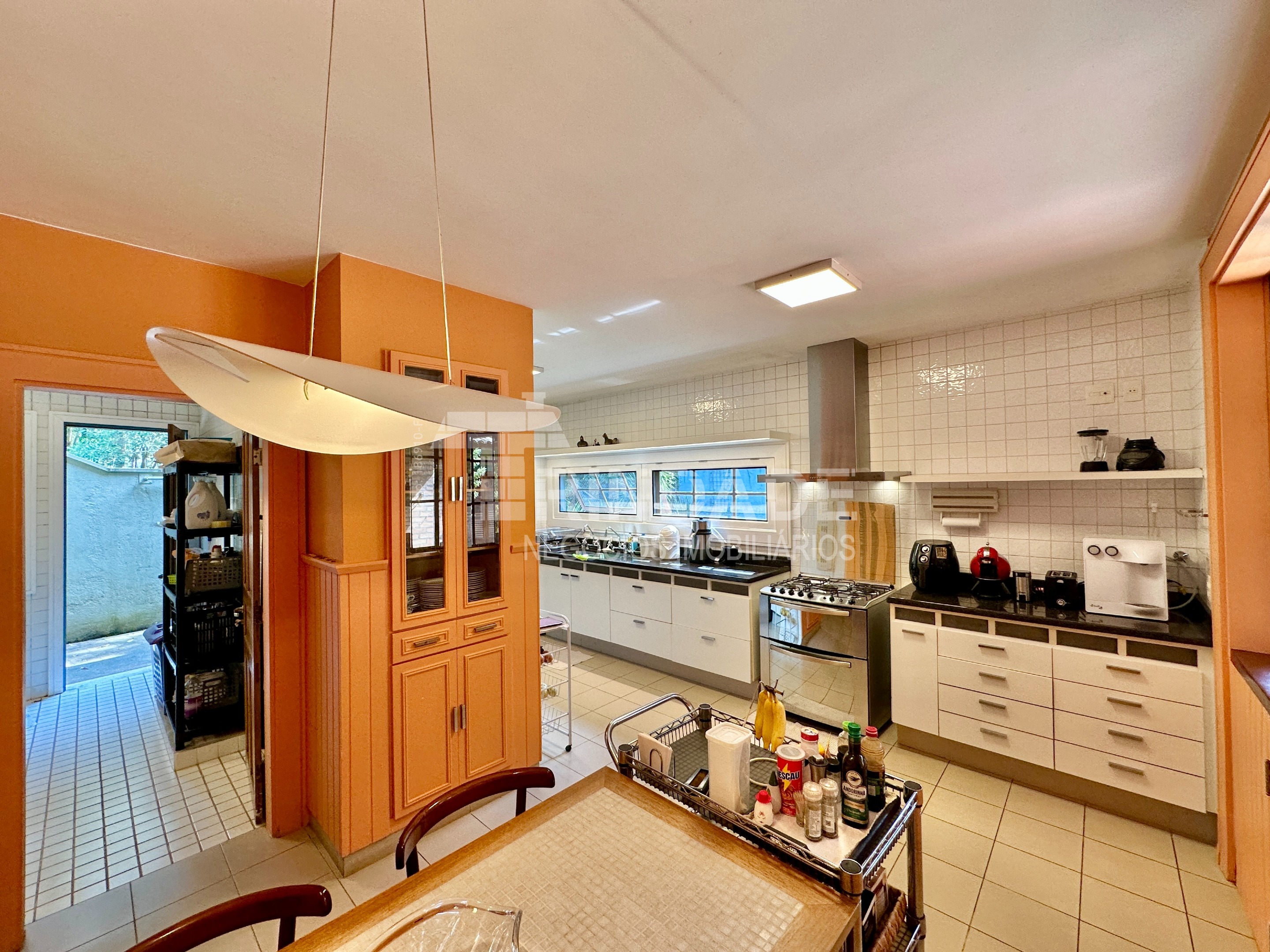 Casa linda de Arquiteto com 4 suítes na Granja Viana, foto 50 de 55