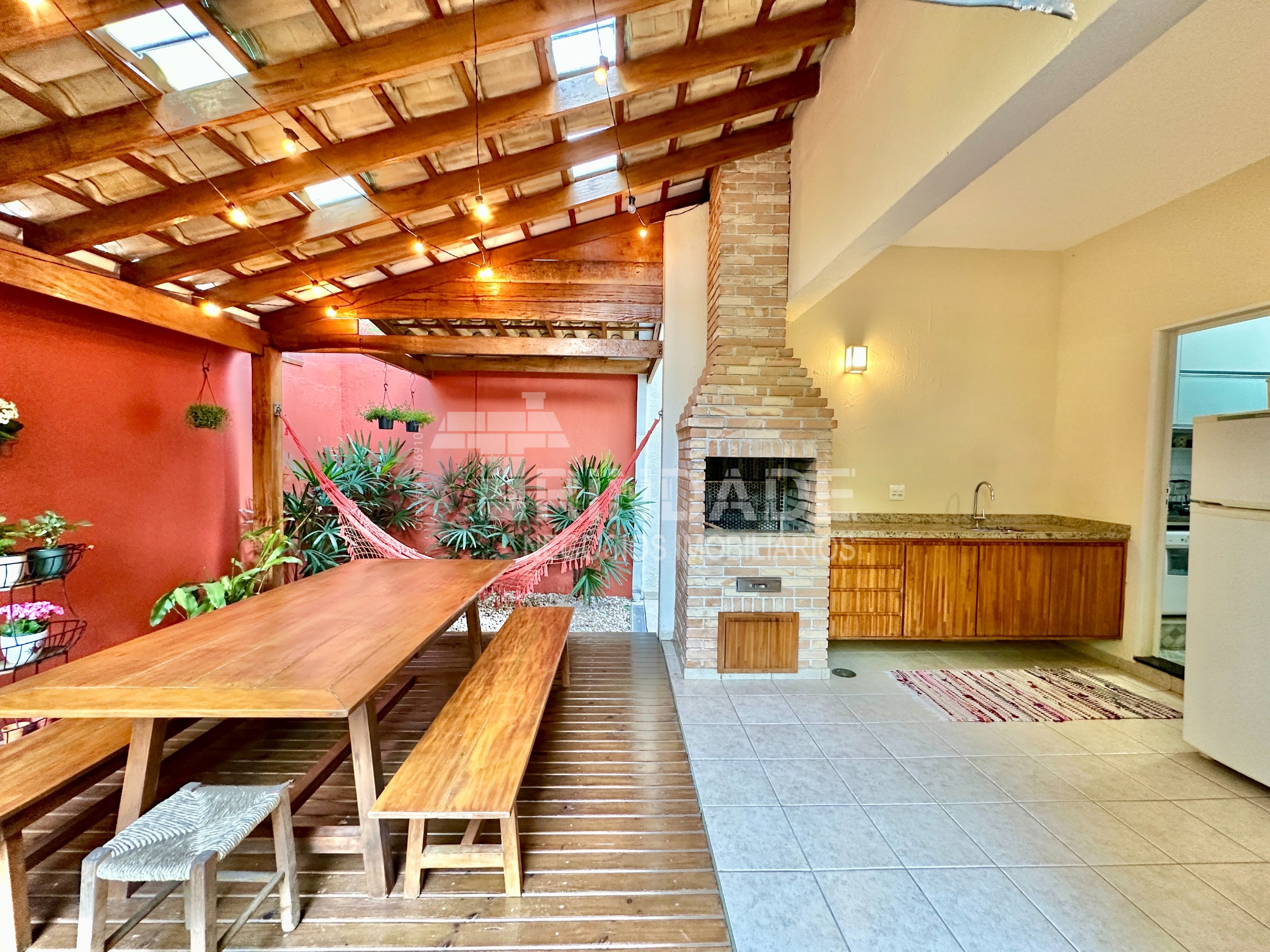 Casa Impecável na Granja Viana com 4 dormitórios / sendo 2 suítes, foto 35 de 51