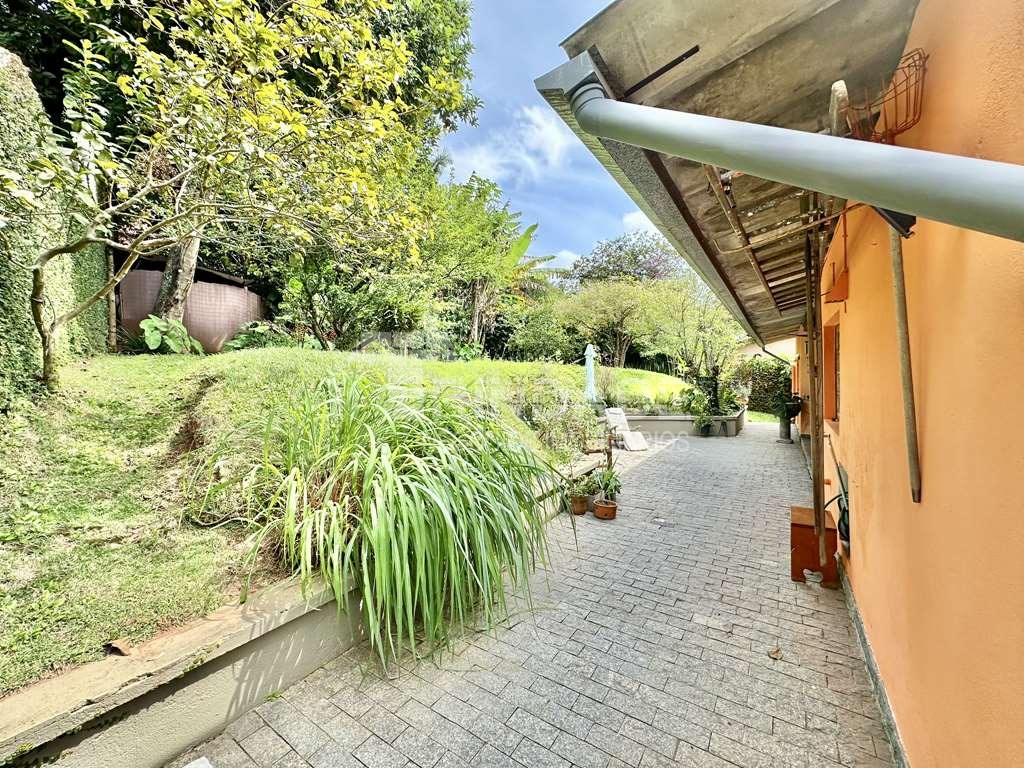 Casa com 4 dormitórios / sendo 1 suíte / Granja Viana / por 1.493.000,00, foto 29 de 60