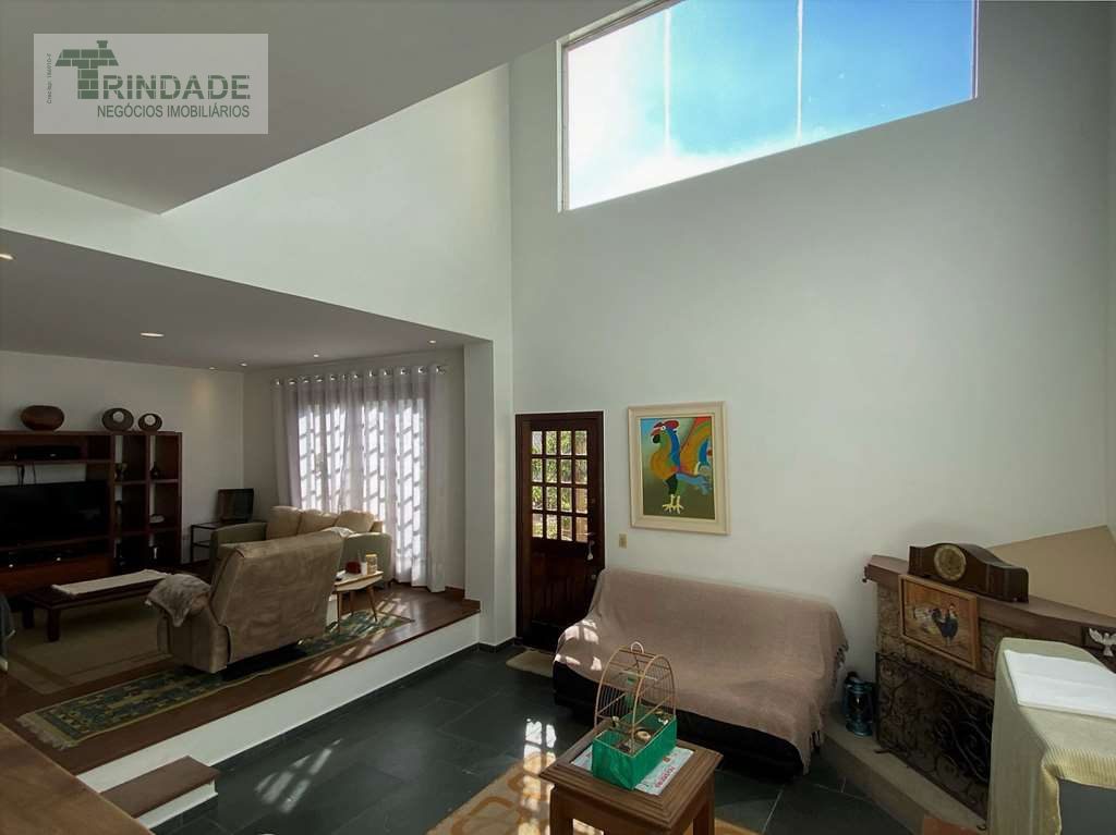 Casa Impecável com 4 dormitórios (2 suítes) e área gourmet na Granja Viana, foto 13 de 36