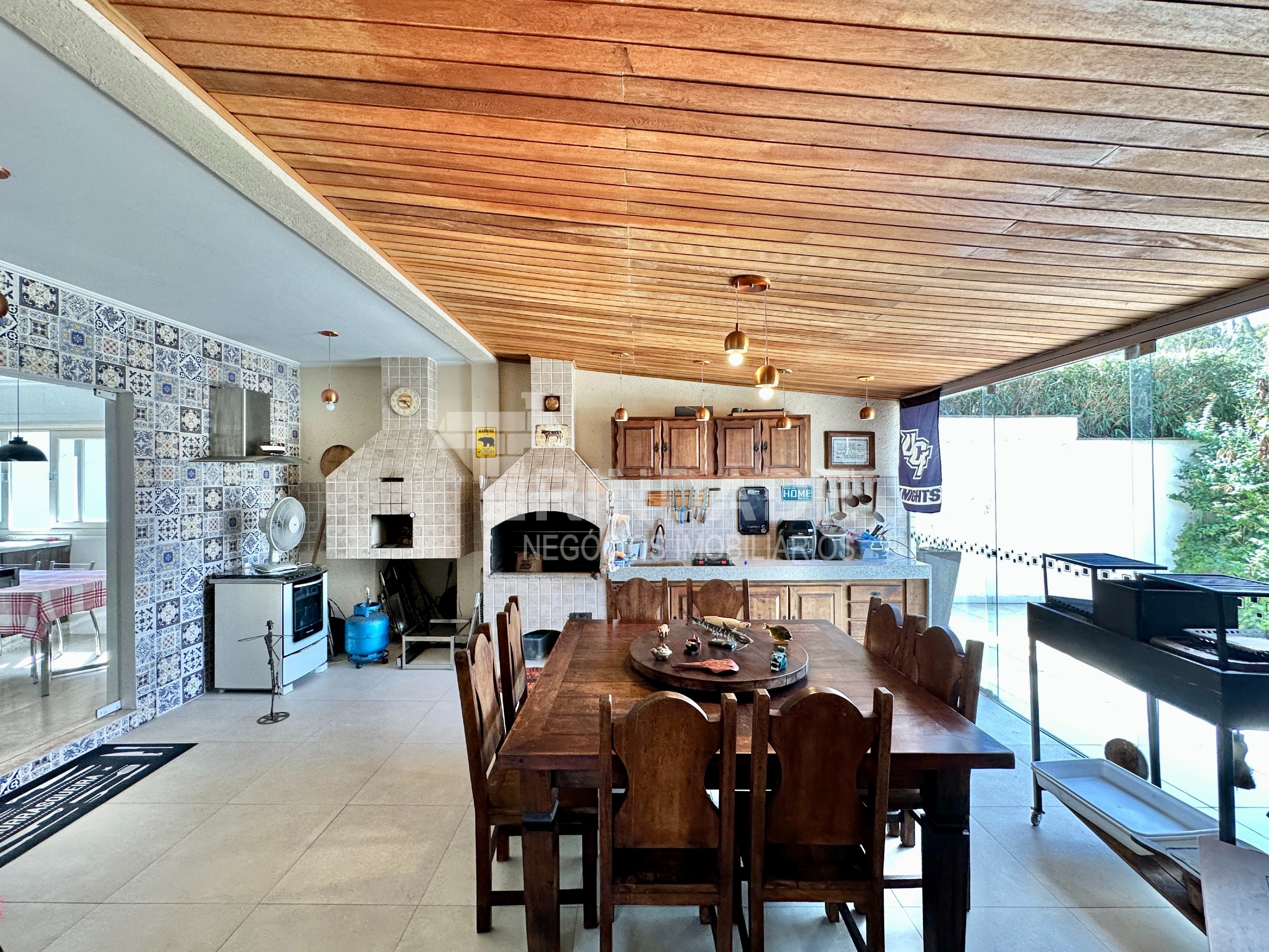 Casa com 4 dormitórios / 2 suíte na Granja Viana, foto 46 de 53
