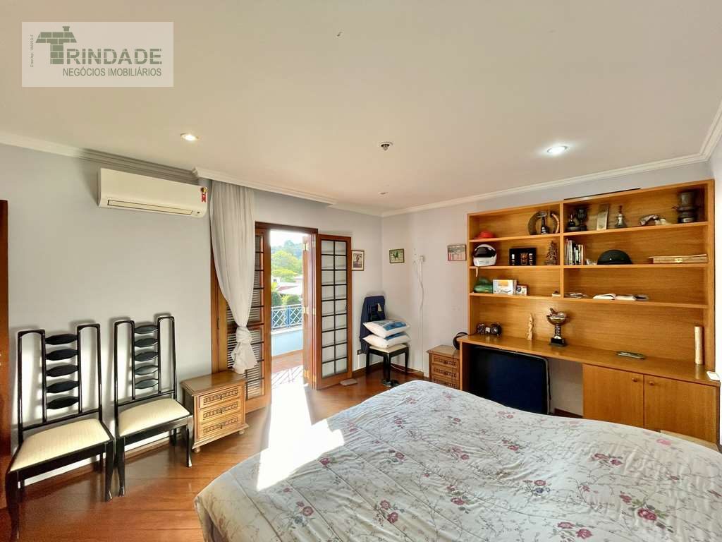 2 CASAS no mesmo lote, 6 dormitórios/5 suítes na Granja Viana, foto 38 de 59