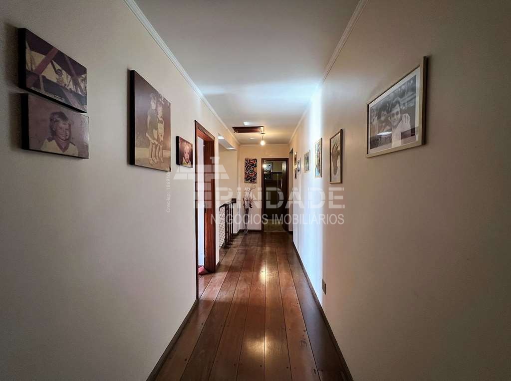 Casa com 4 dormitórios na Granja Viana, foto 23 de 38
