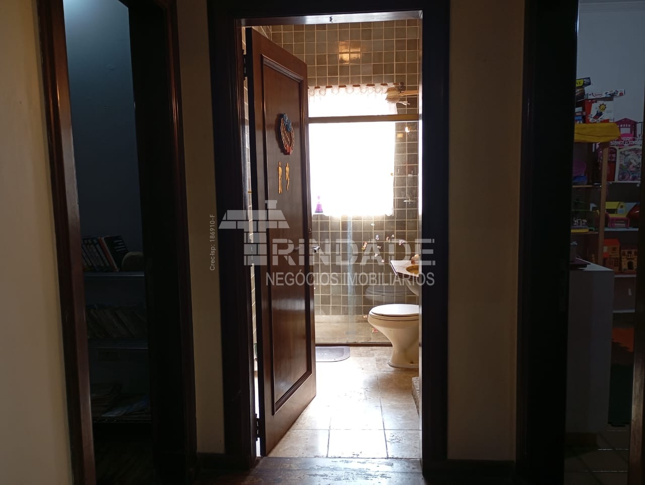 Casa com 4 dormitórios / 3 suítes na Granja Viana, foto 22 de 31