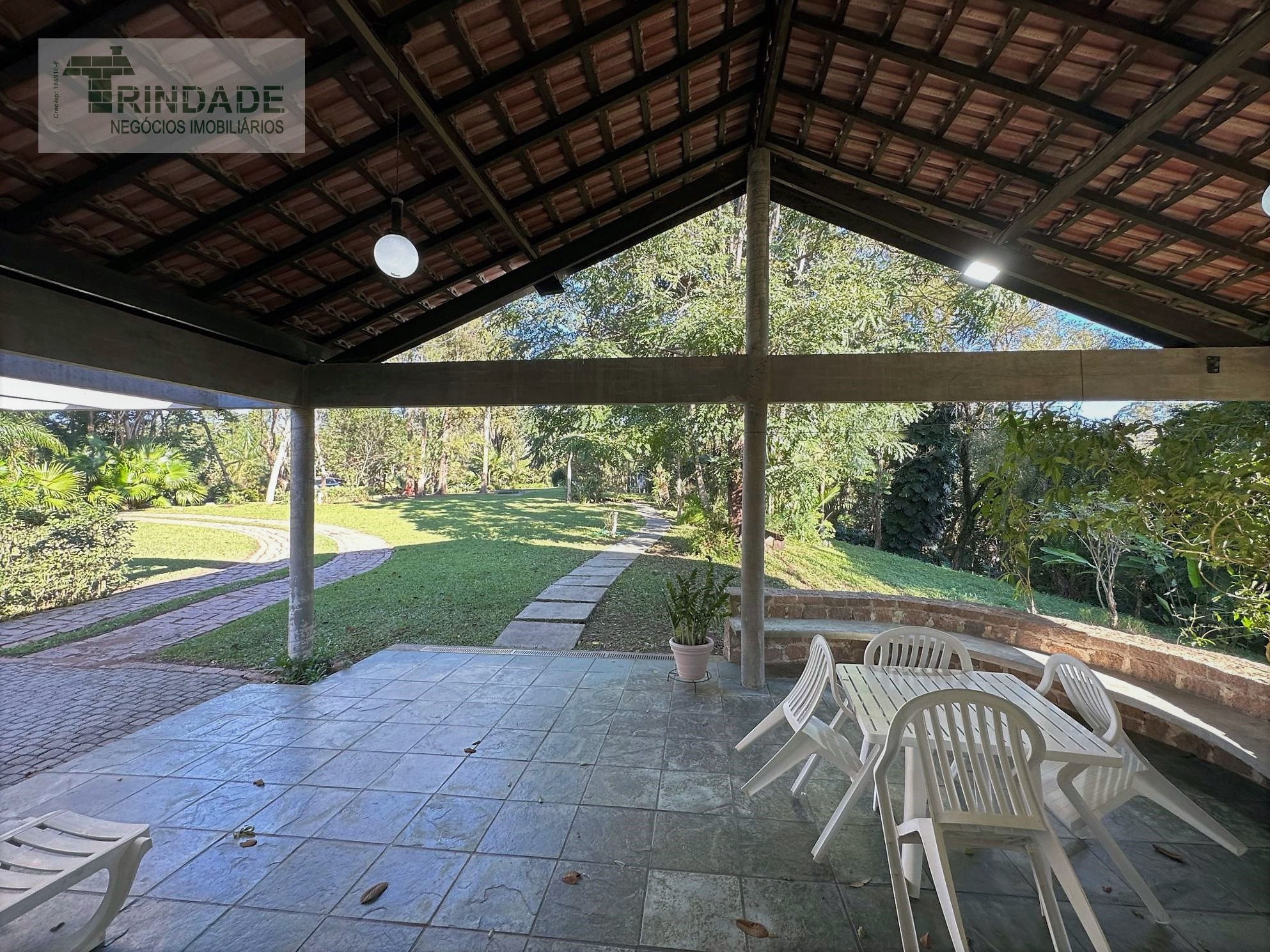 Casa em terreno de 10.490m² - Ideal para morar ou investir na Granja Viana, foto 23 de 48