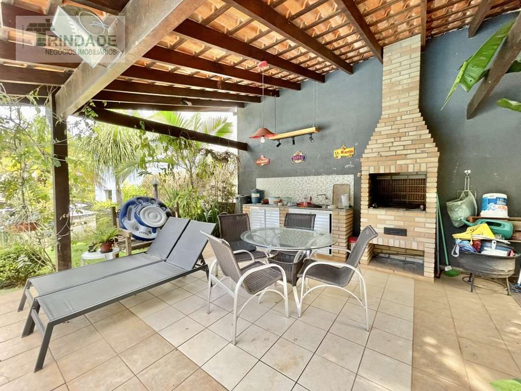Casa com 4 dormitórios / 2 suíte na Granja Viana, foto 43 de 53
