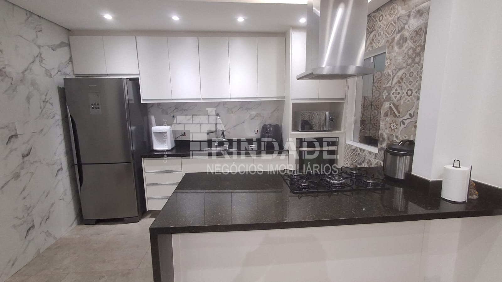 Casa com 3 dormitórios / 1 suíte na Granja Viana, foto 16 de 32