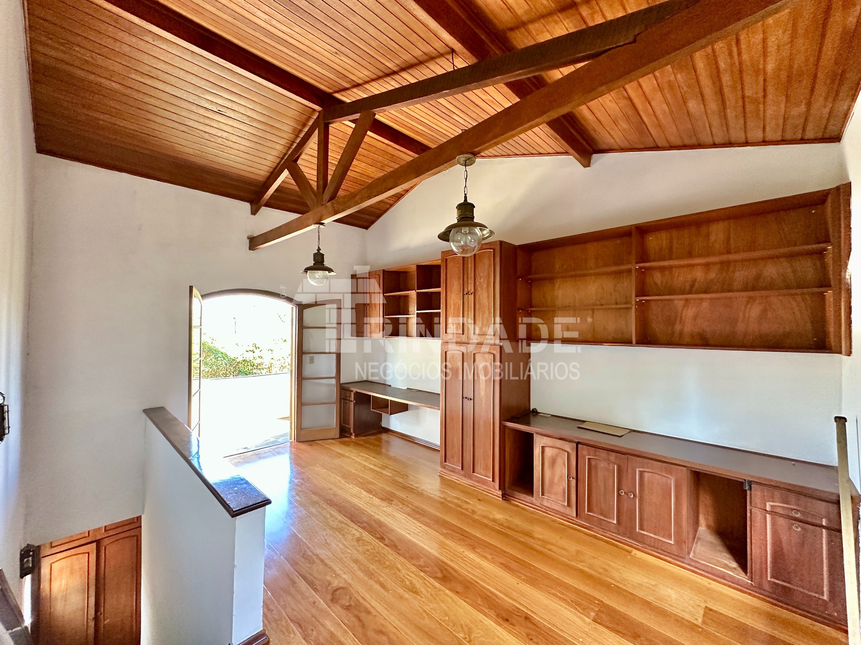 Casa com 4 dormitórios na Granja Viana / 322m², foto 11 de 52