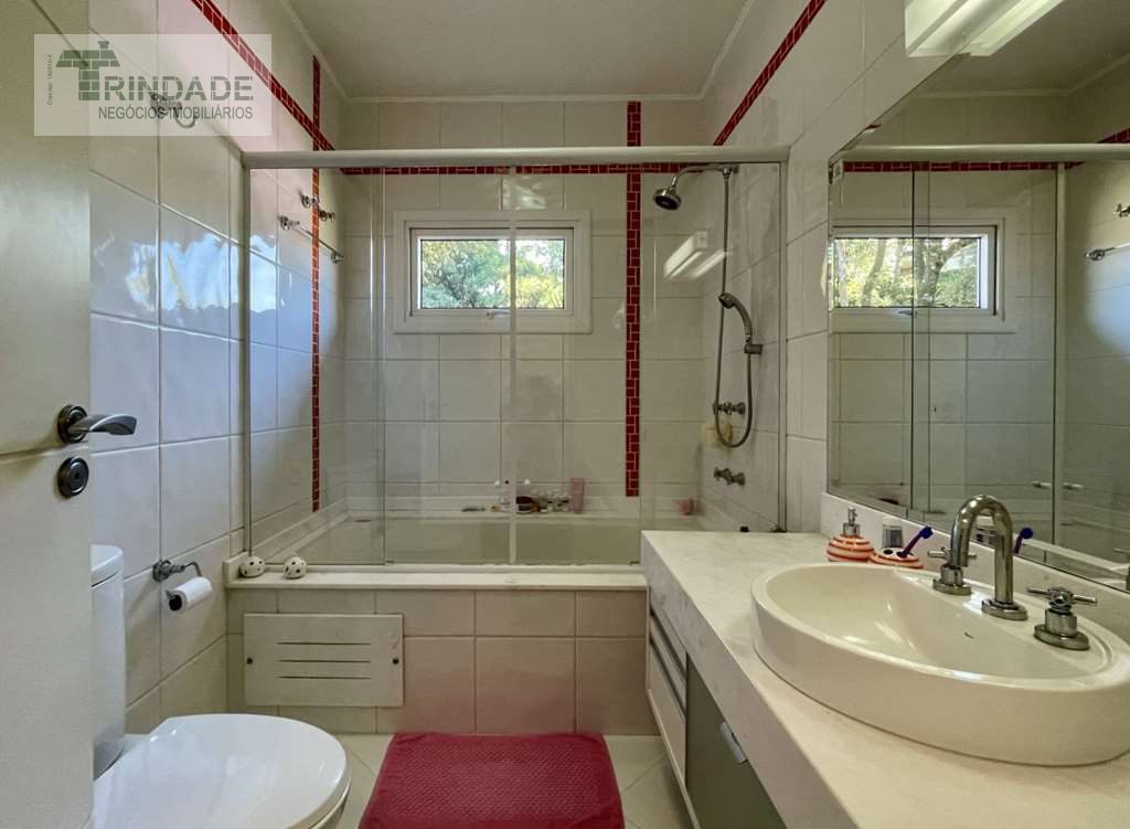 Casa impecável com 4 suítes, foto 37 de 53