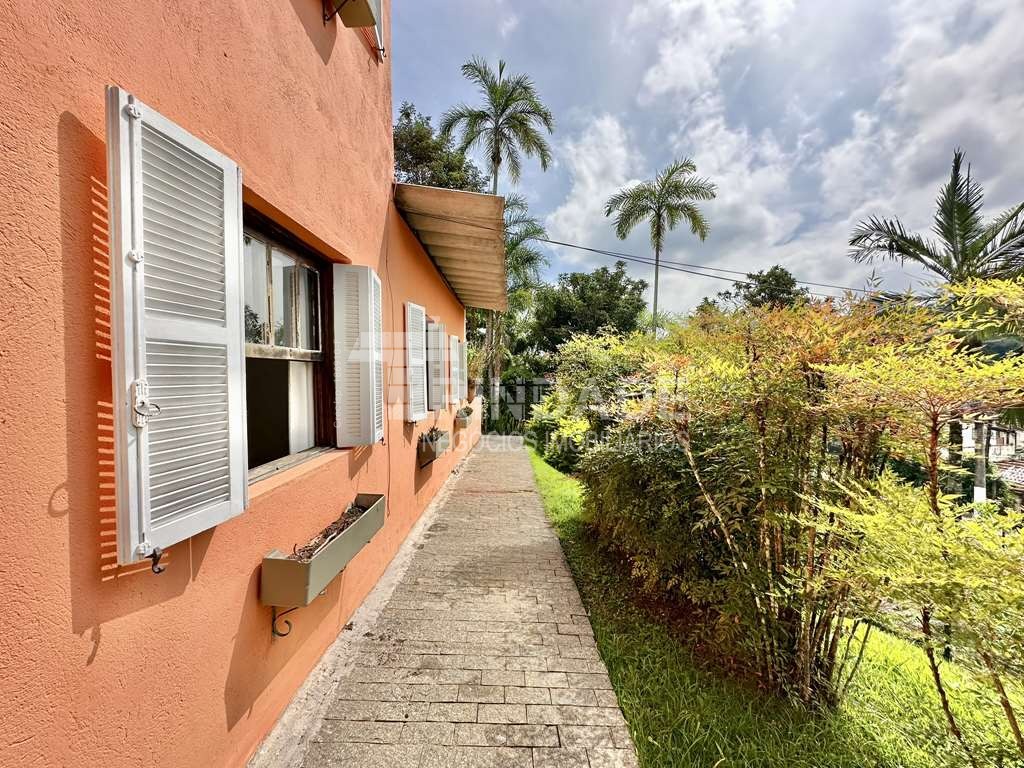Casa com 4 dormitórios / sendo 1 suíte / Granja Viana / por 1.493.000,00, foto 28 de 60