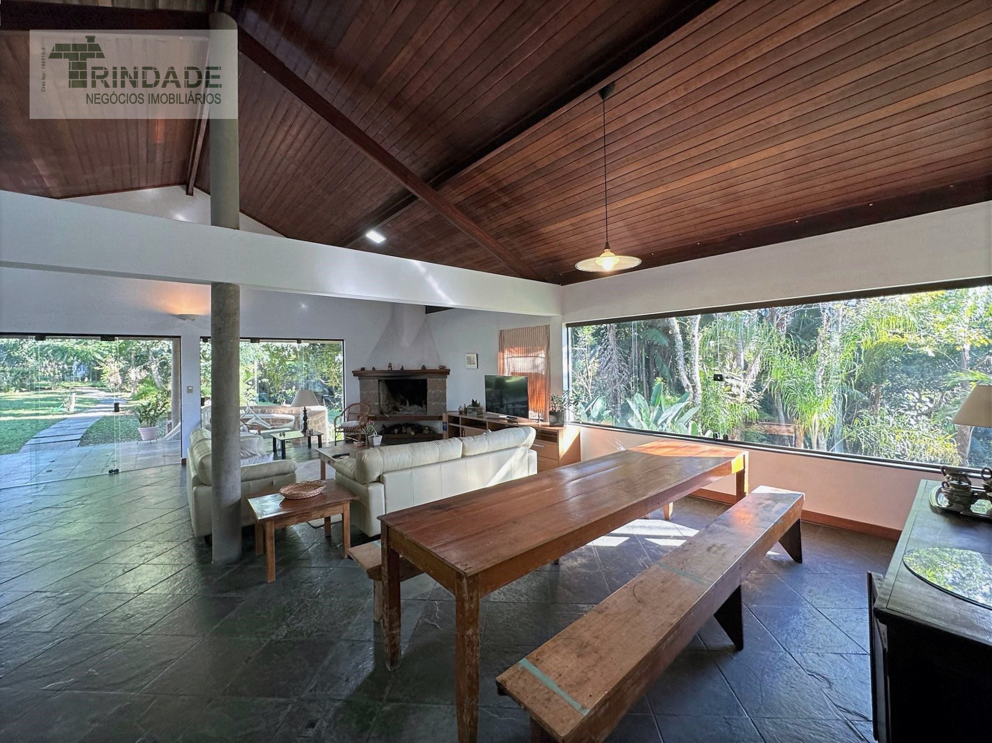 Casa em terreno de 10.490m² - Ideal para morar ou investir na Granja Viana, foto 19 de 48