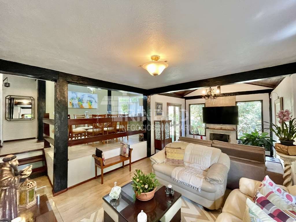 Casa com 3 dormitórios (sendo 1 suíte) / 183,31m² na Granja Viana, foto 7 de 55