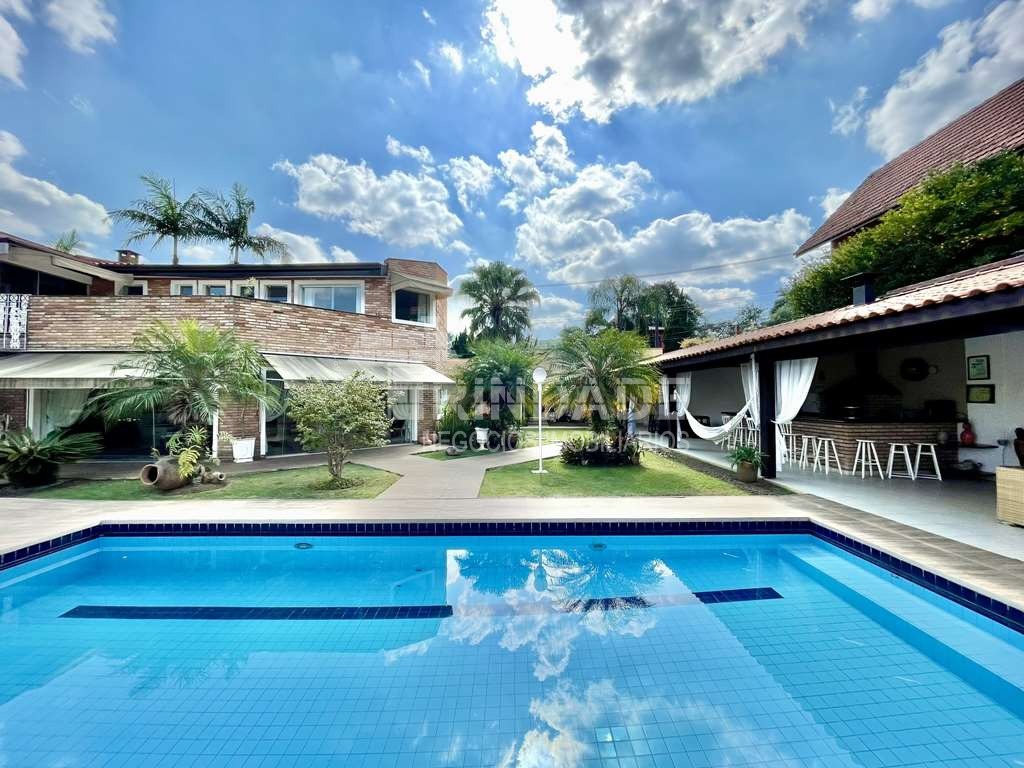 Ótima casa com 4 suítes na Granja Viana, foto 26 de 52
