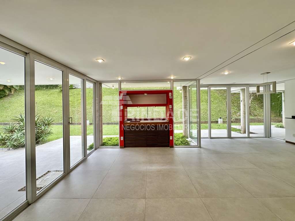 Casa moderna com 4 suítes na Granja Viana, foto 3 de 55