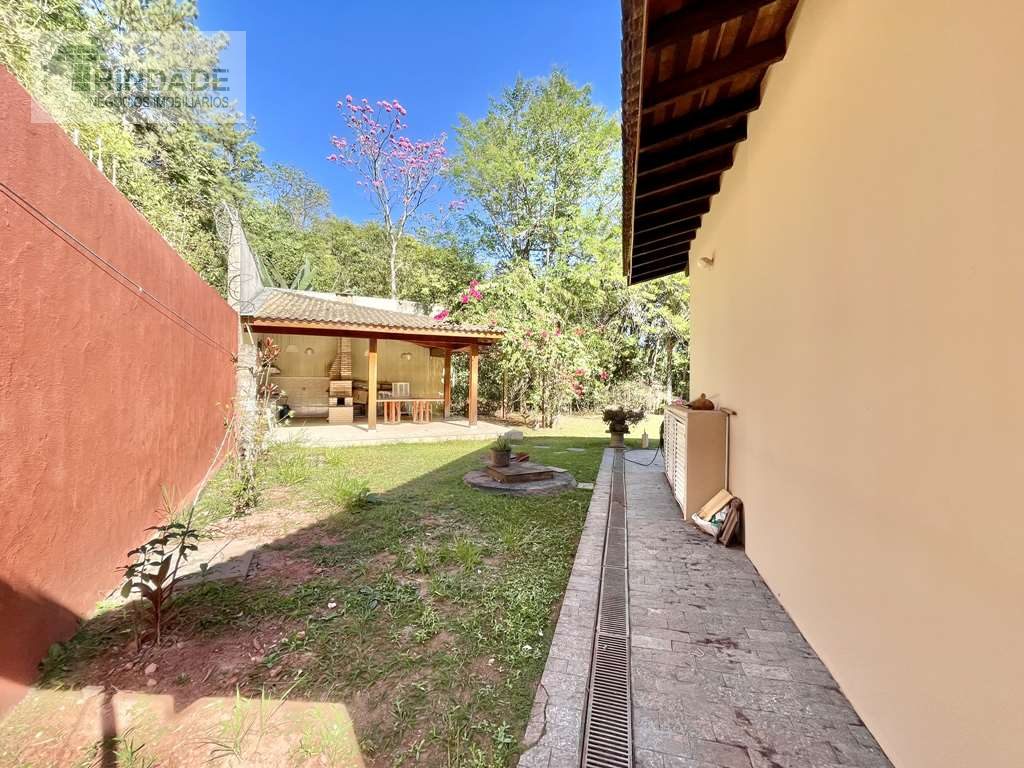 Casa impecável com 5 dormitórios / 3 suítes na Granja Viana, foto 28 de 53