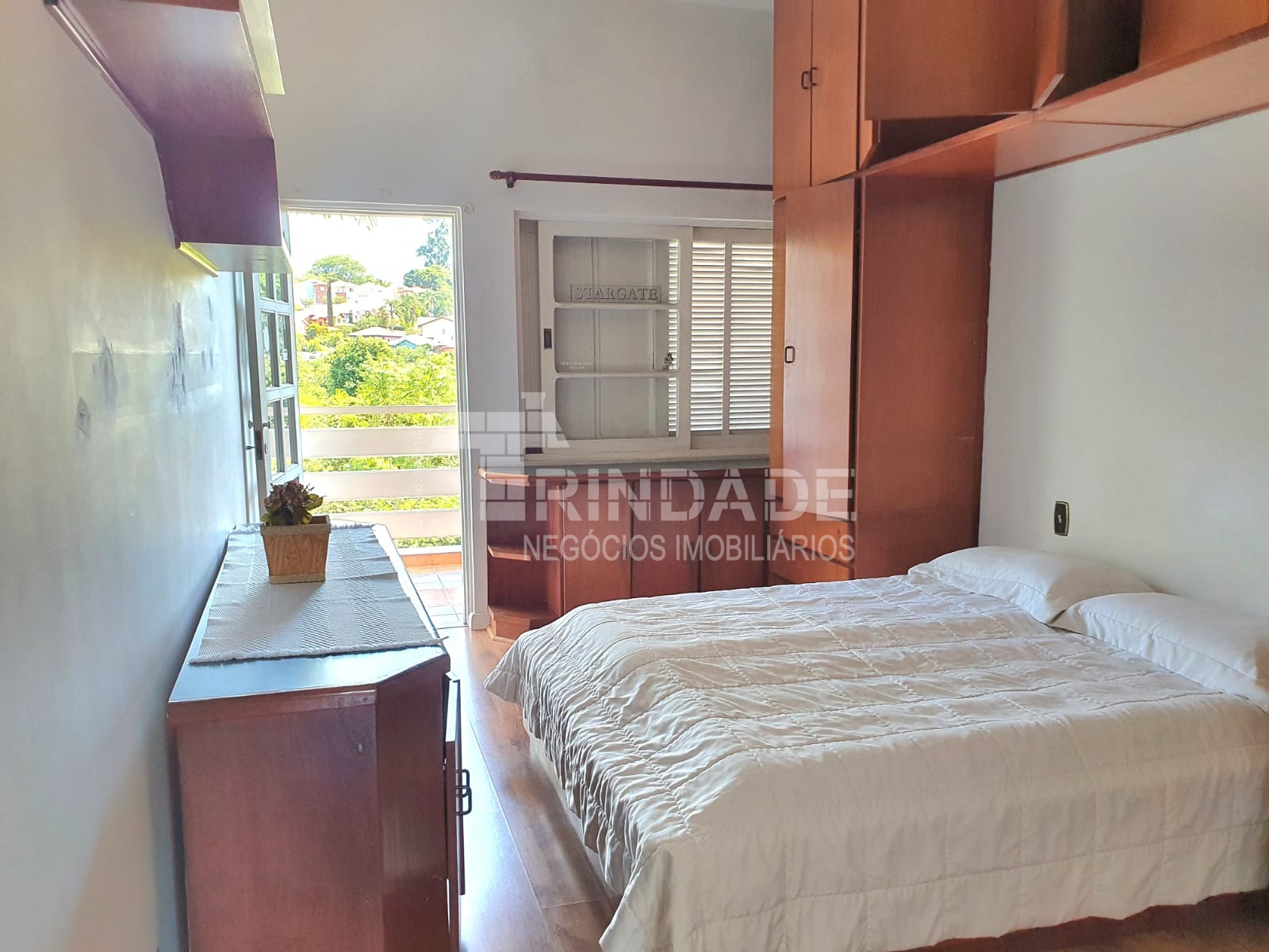 Casa com 3 suítes na Granja Viana, foto 28 de 51