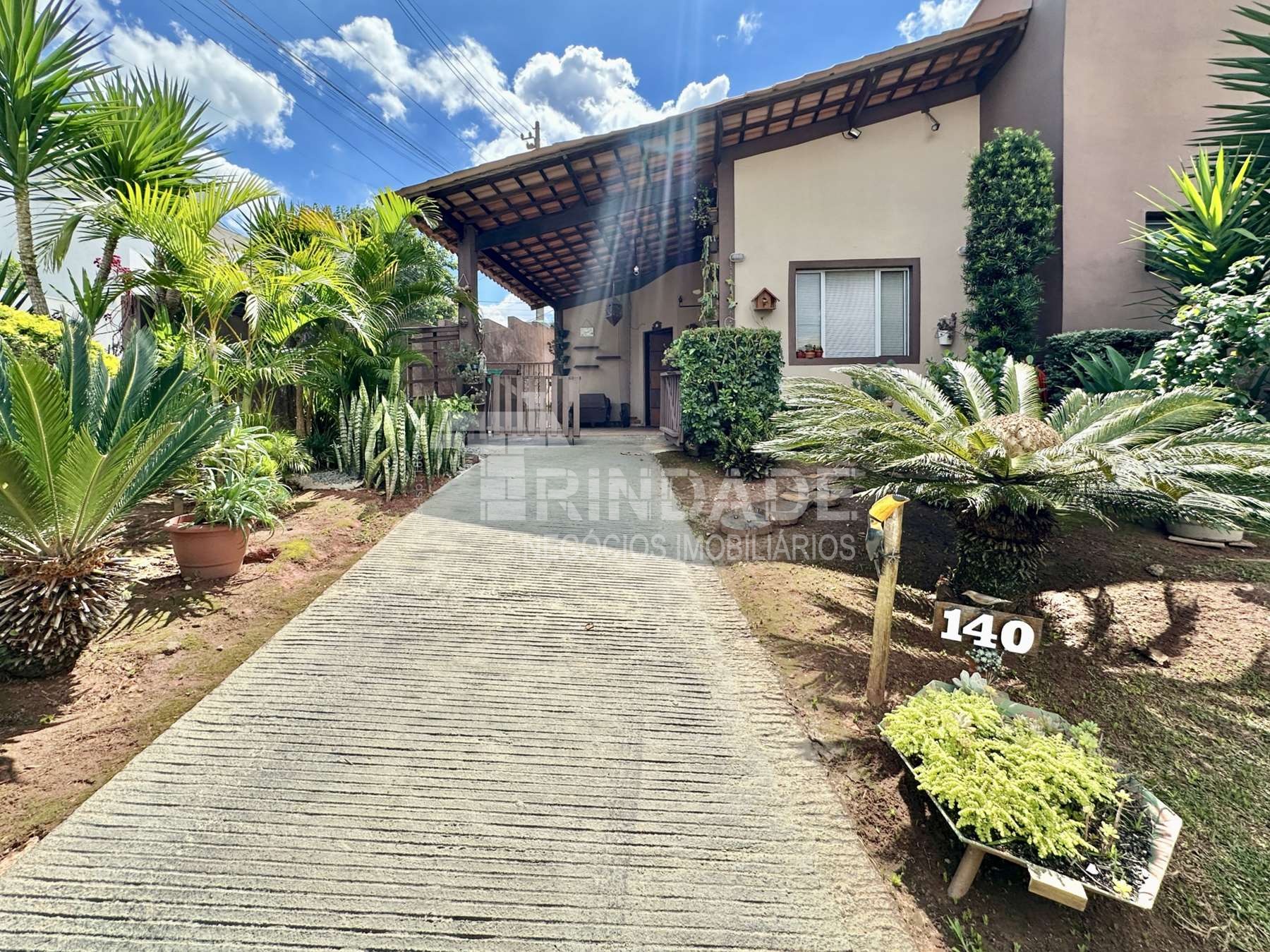 Casa Térrea com 2 dormitórios / 1 suíte na Granja Viana, foto 9 de 51