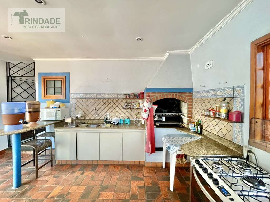 2 CASAS no mesmo lote, 6 dormitórios/5 suítes na Granja Viana, foto 58 de 59
