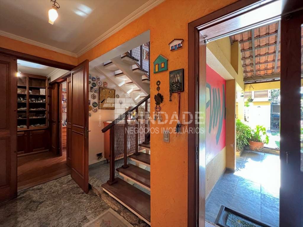 Casa com 4 dormitórios na Granja Viana, foto 15 de 38