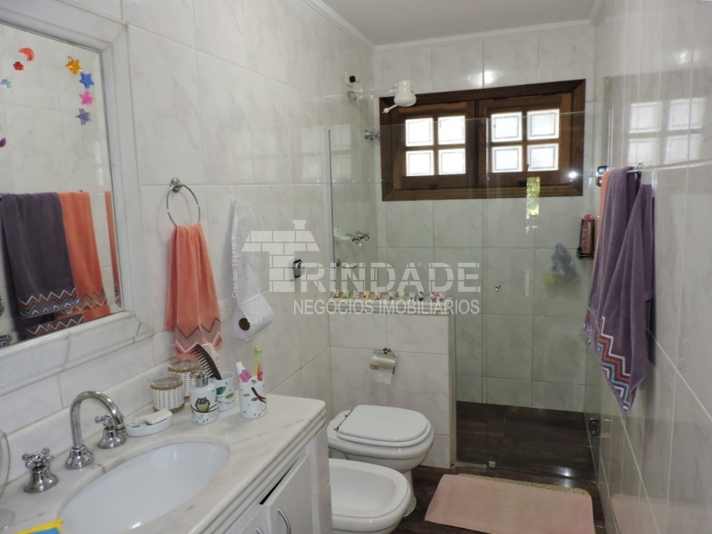 Casa com 5 dormitórios / sendo 3 suítes na Granja Viana por 1.690.000,00, foto 26 de 28