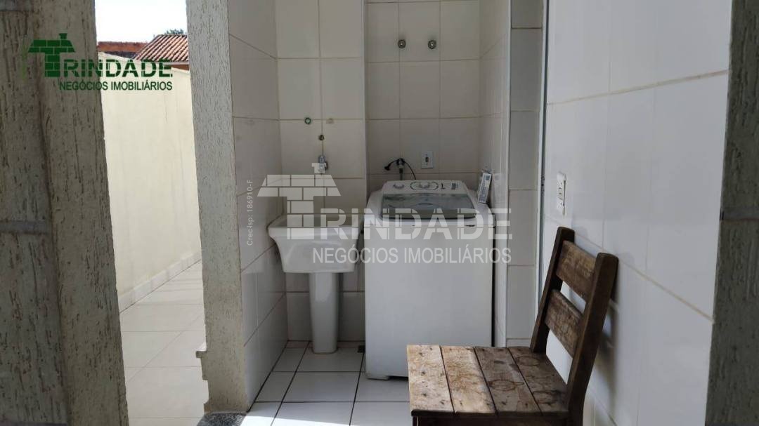Casa com 3 dormitórios, 91 m², foto 3 de 43