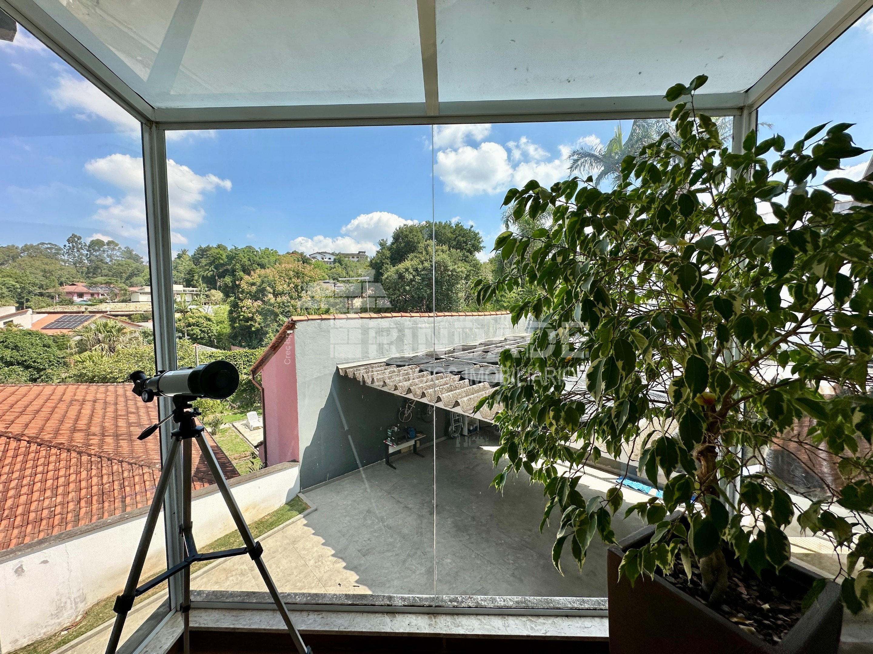 Casa com 4 dormitórios / 2 suíte na Granja Viana, foto 53 de 53