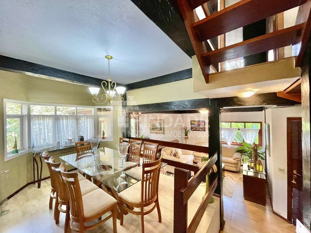 Casa com 3 dormitórios (sendo 1 suíte) / 183,31m² na Granja Viana, foto 12 de 55