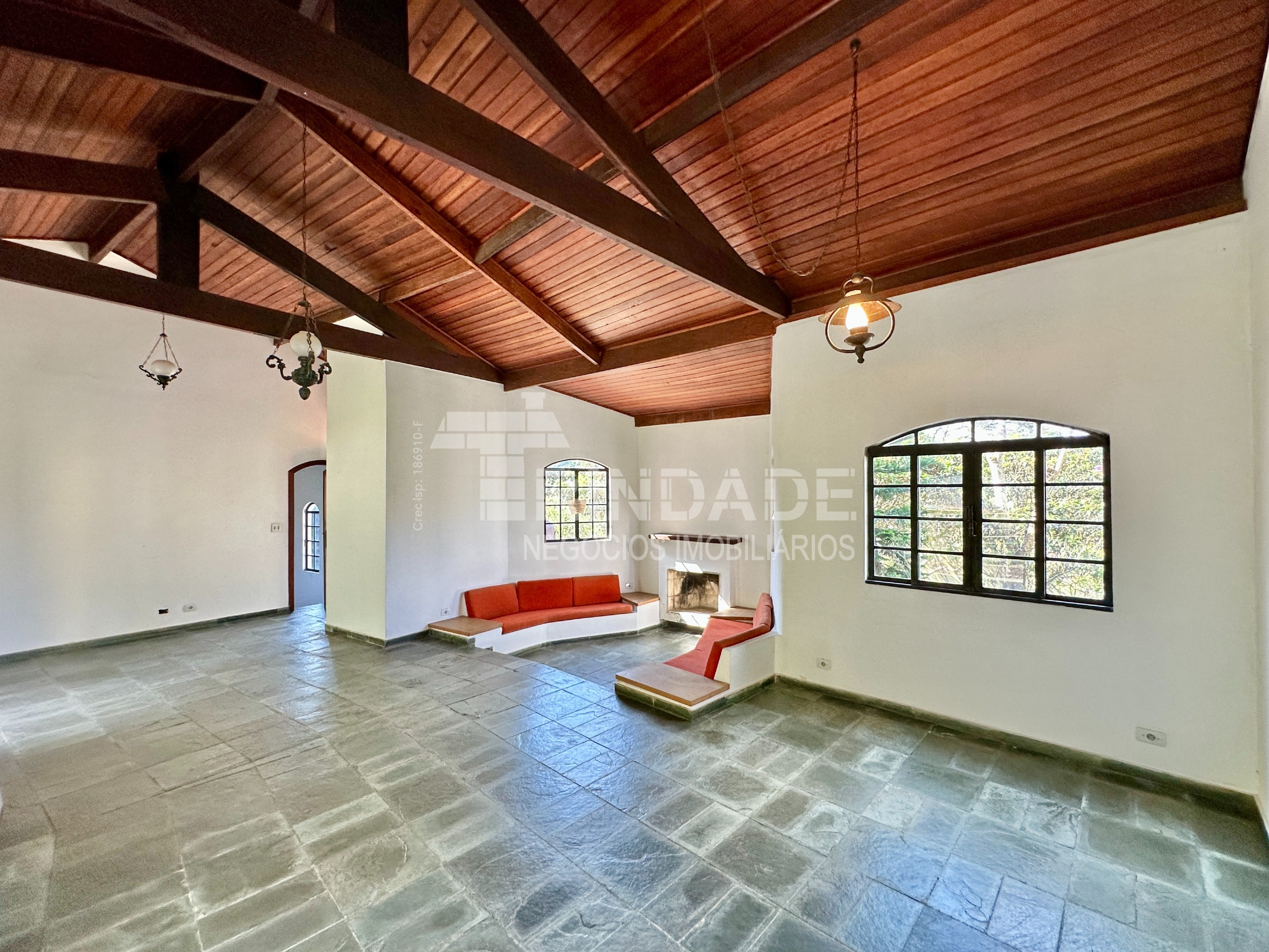 Casa com 4 dormitórios na Granja Viana / 322m², foto 37 de 52