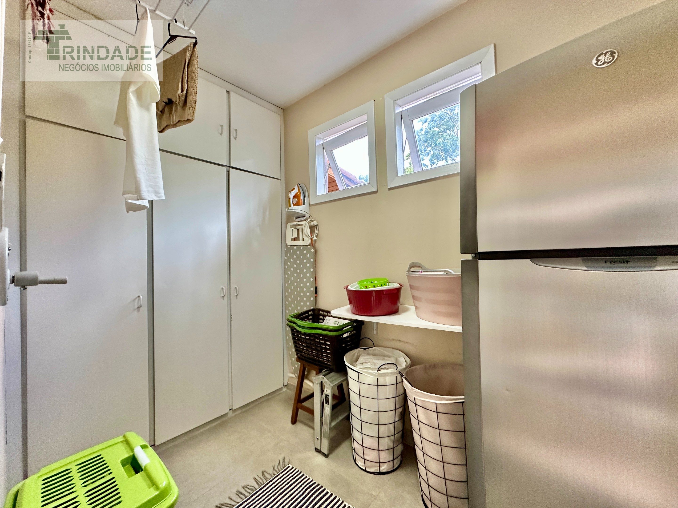 Casa com 4 dormitórios / 1 suíte na Granja Viana, foto 35 de 54