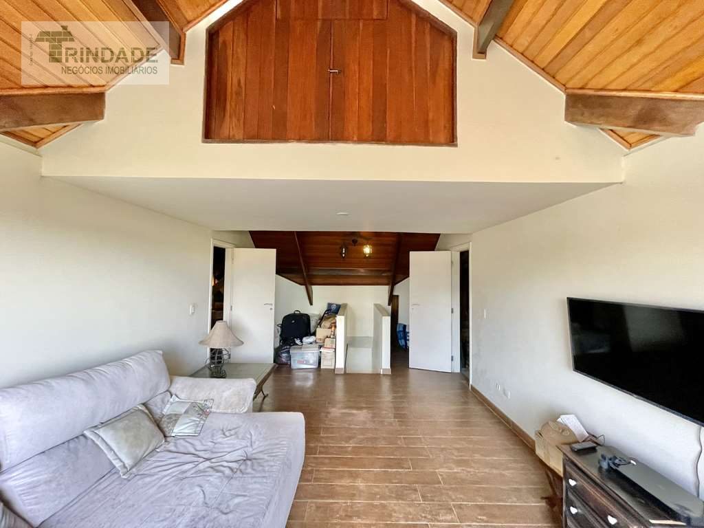 Linda casa c/ 4 suítes, lareira, gourmet e piscina!, foto 46 de 54