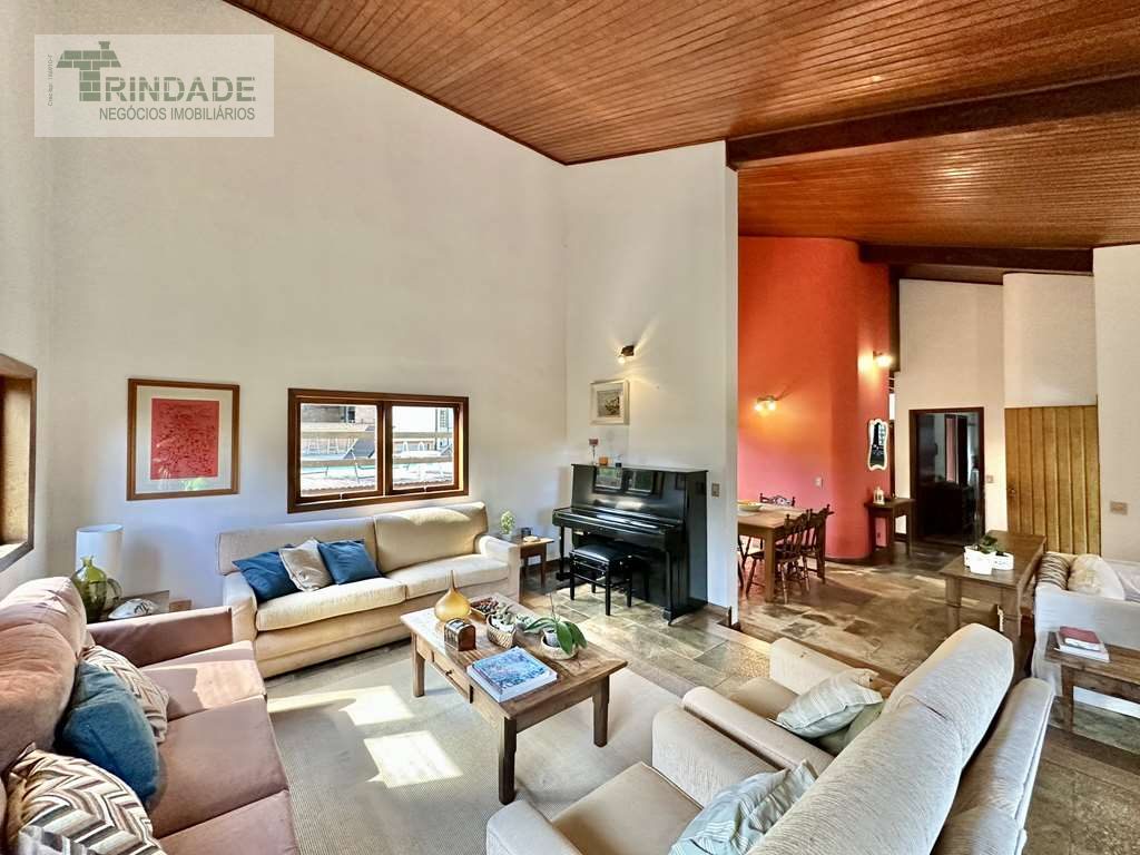 Casa com 4 dormitórios / 3 suítes, piscina, gourmet e muita natureza!, foto 11 de 55