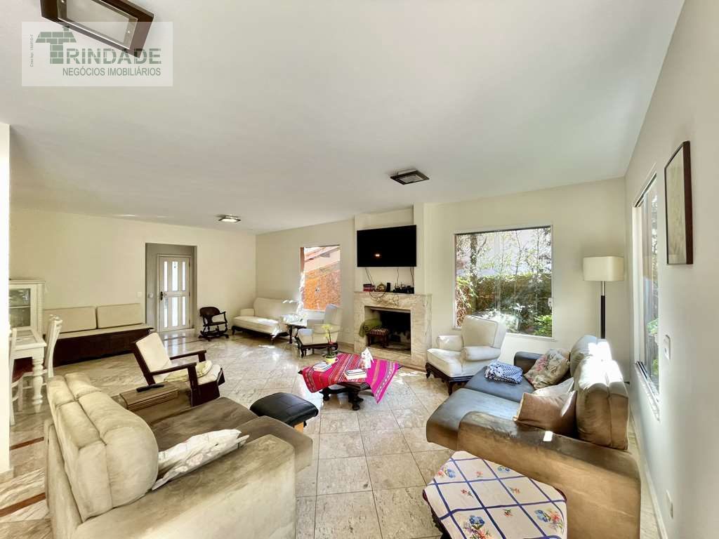 Linda casa c/ 4 suítes, lareira, gourmet e piscina!, foto 12 de 54