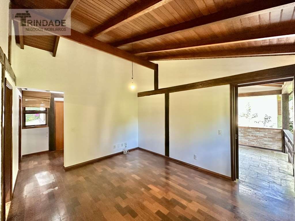 Casa com 5 dormitórios / 3 suítes na Granja Viana, foto 35 de 53