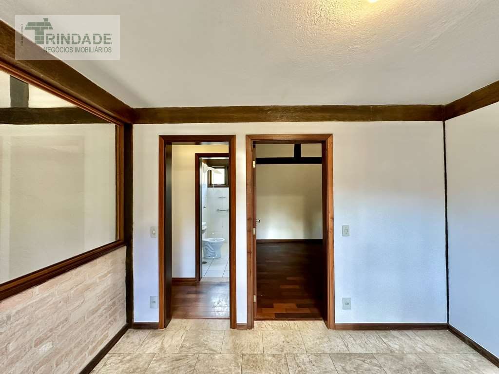 Casa com 5 dormitórios / 3 suítes na Granja Viana, foto 38 de 53