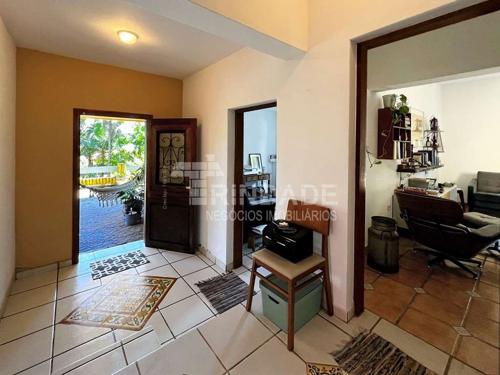 Casa com 5 dormitórios / 2suítes - Rústica e gourmet na Granja Viana, foto 48 de 65