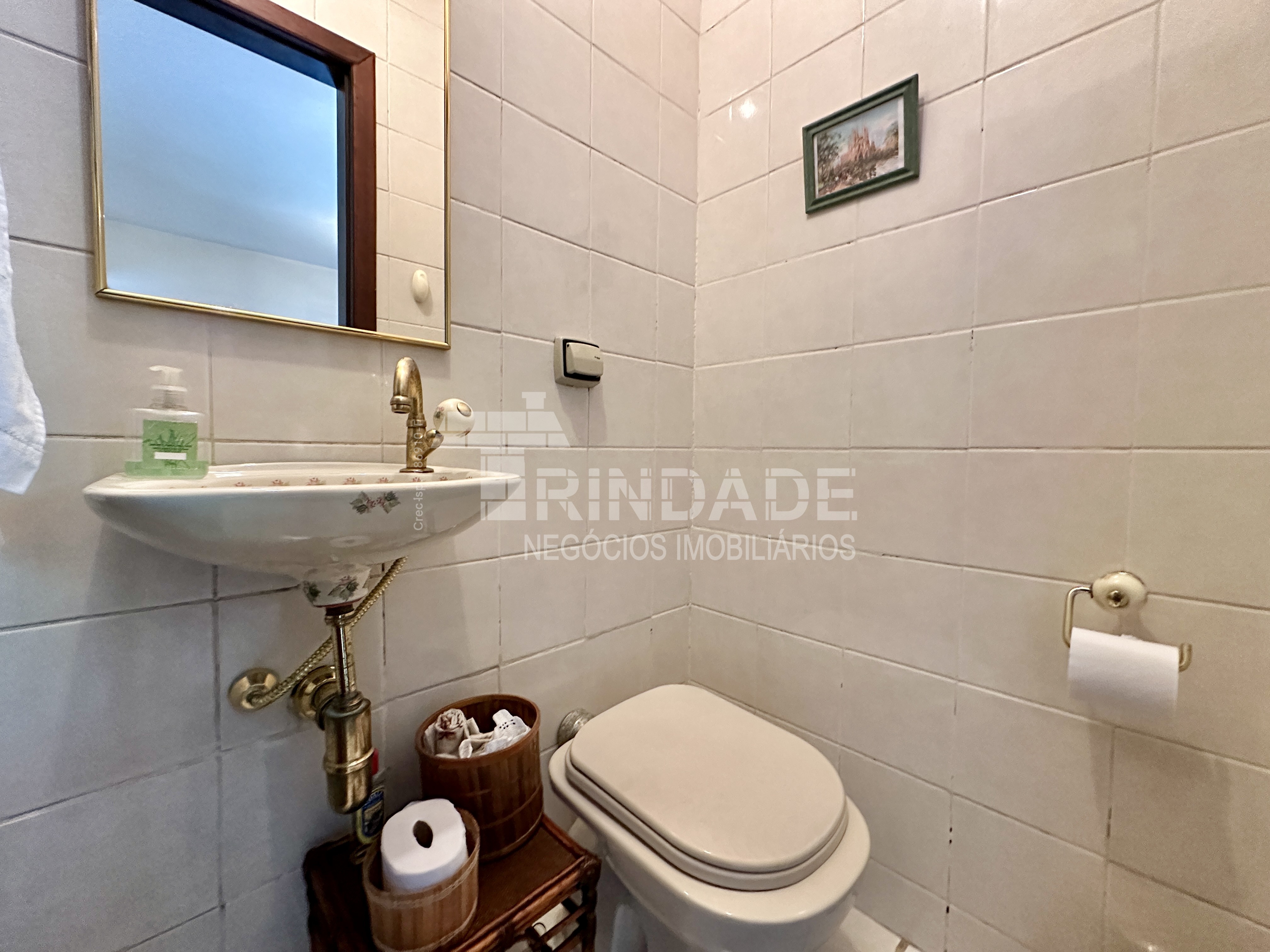 Casa 3 dormitórios / 1suíte. TÉRREA, privacidade, avarandada e piscina na Granja Viana, foto 31 de 47